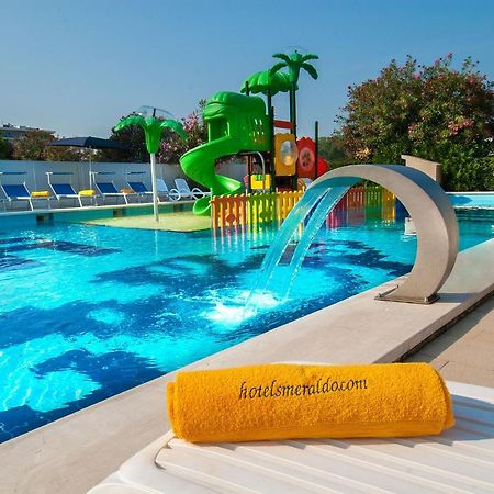 Hotel Smeraldo Giulianova Exteriör bild