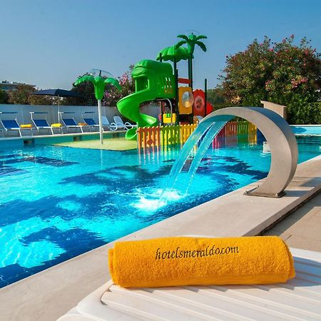 Hotel Smeraldo Giulianova Exteriör bild